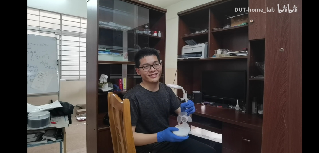低成本DIY纳米级光刻机!这位95后男生火了…(图13)