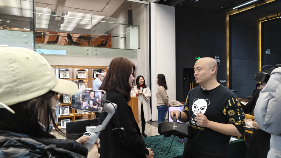 小派科技：2024年VR硬件将迎来真正拐点(图2)