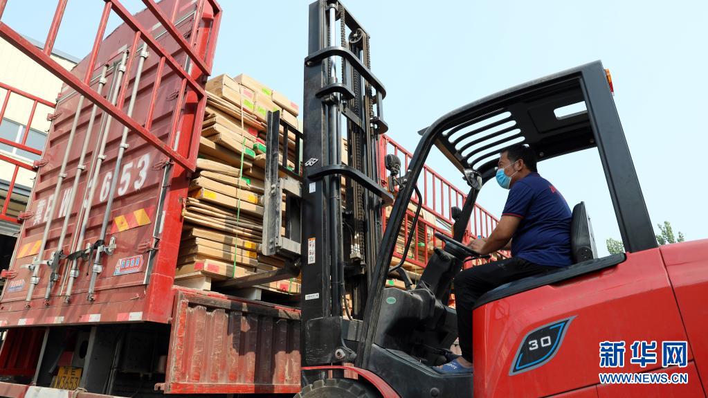 河北南宫：承接京津产业转移打造家具产业集群(图3)