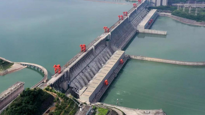 长江流域进入主汛期 三峡水库提前完成汛前消落任务