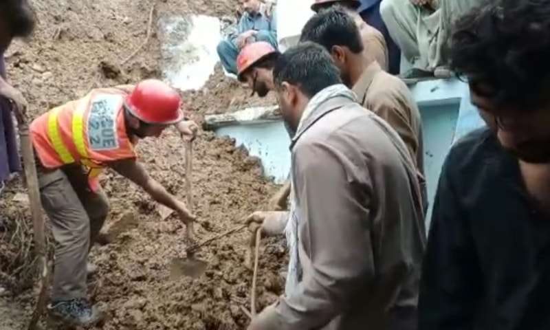巴基斯坦北部地震大雨袭击巴基斯坦西北部开普省 造成至少14人死亡