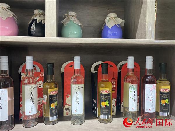 【中国有约】终南山寨：“景民合一”探索旅游扶九游体育贫新模式(图4)