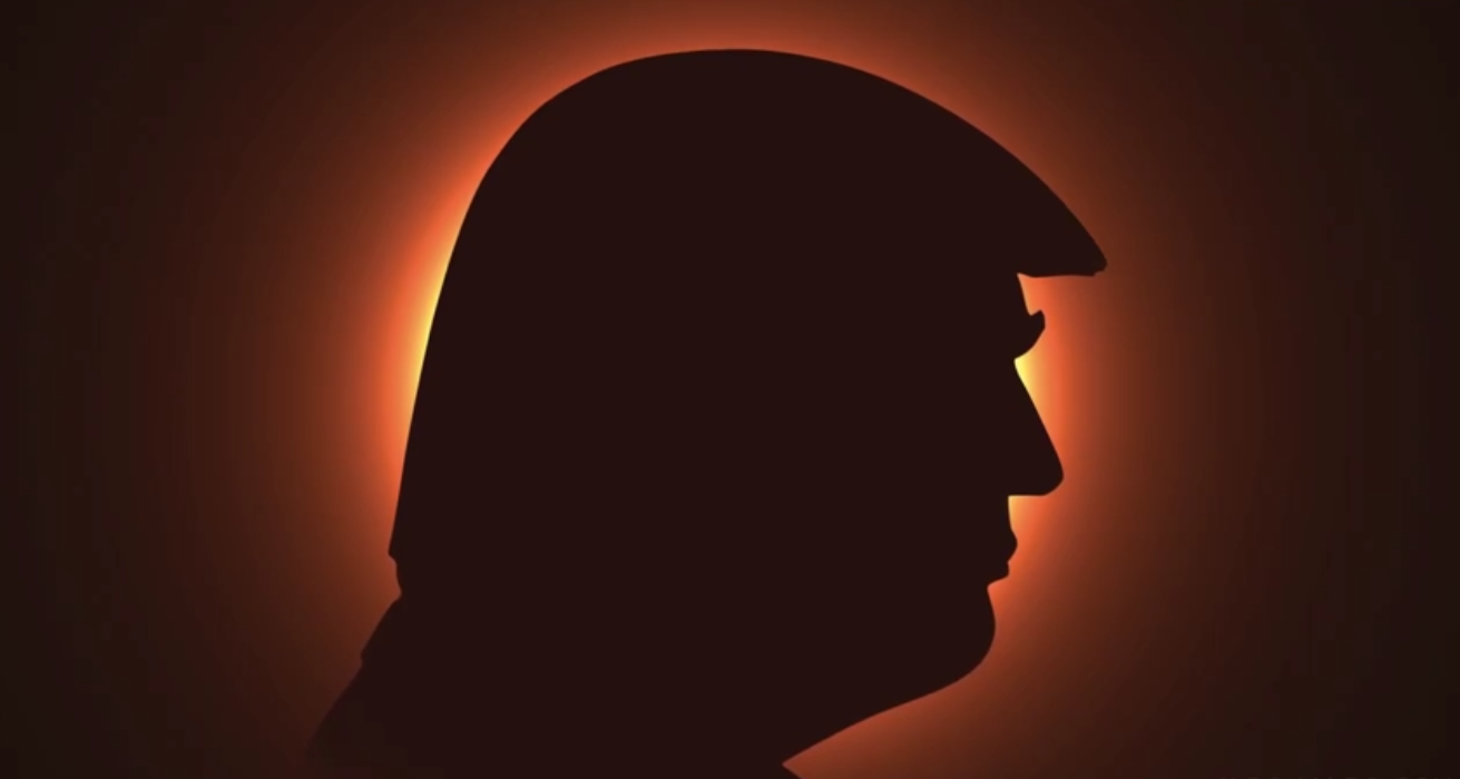 美邦迎异日全食景观，特朗普“蹭”发竞选视频：欢呼声中“特朗普头部”遮住太阳
