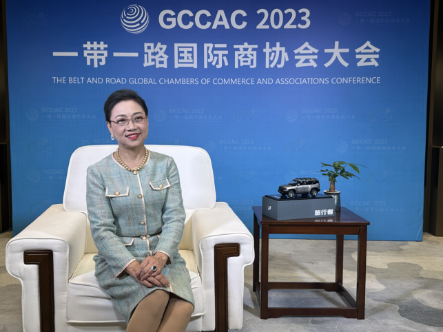 周爱珠：“让世界认识东方女人的美”