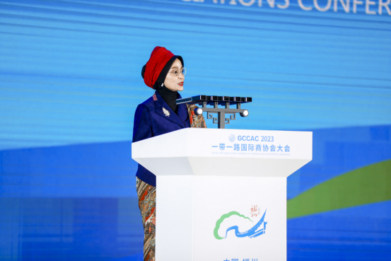 印度尼西亚旅游与创意经济部首席专员尼娅•尼斯查雅