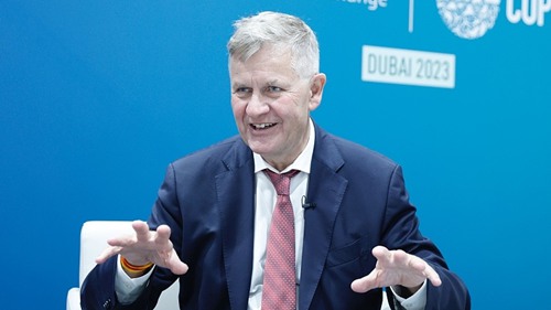 联合国前副秘书长索尔海姆：</br>建议去北京、杭州等中国城市学环保