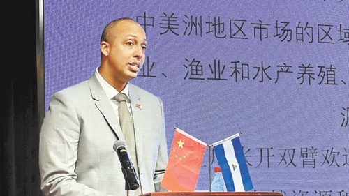 尼加拉瓜驻华大使迈克尔·坎贝尔：</br>预计今年尼中贸易额将成倍增长