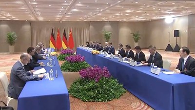 习近平会见德国总理朔尔茨