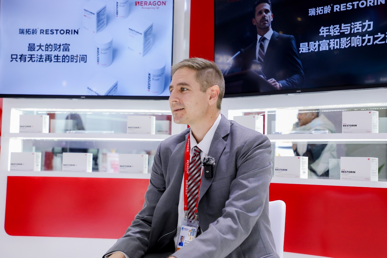 赛诺根Scieszka博士：