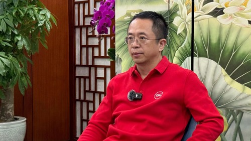 周鸿祎：中美AI差距主要在于“确定技术方向”，一旦方向确定，差距应能在一两年内追上