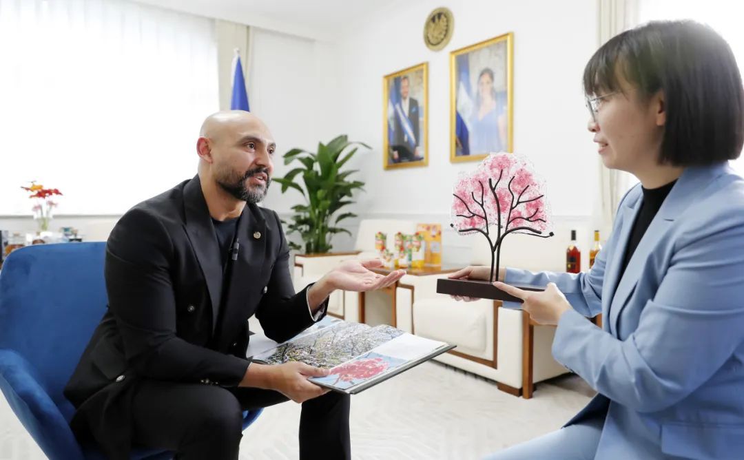 萨尔瓦多驻华大使洛佩斯