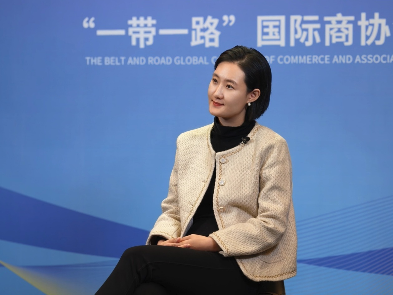 胡依晗：“将中国最先进的治疗手段，推给更多国家的老百姓”