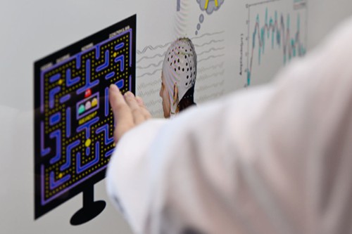 脑机接口，“接”入未来