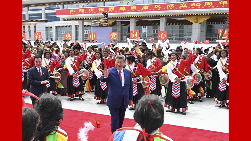 习近平离开西藏返回北京