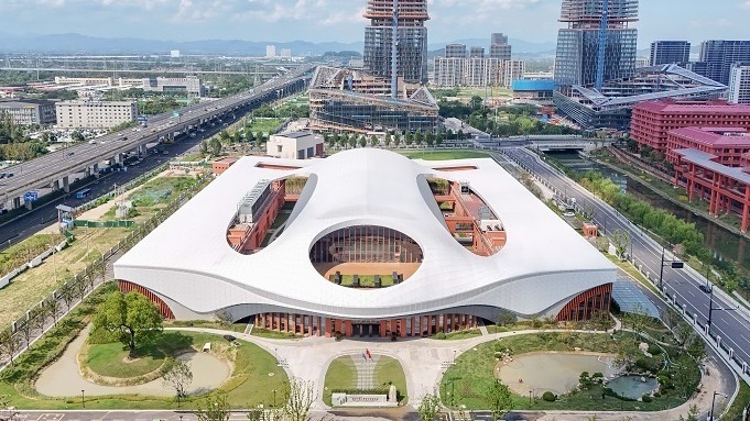 超重力场大科学装置核心设备正式启用