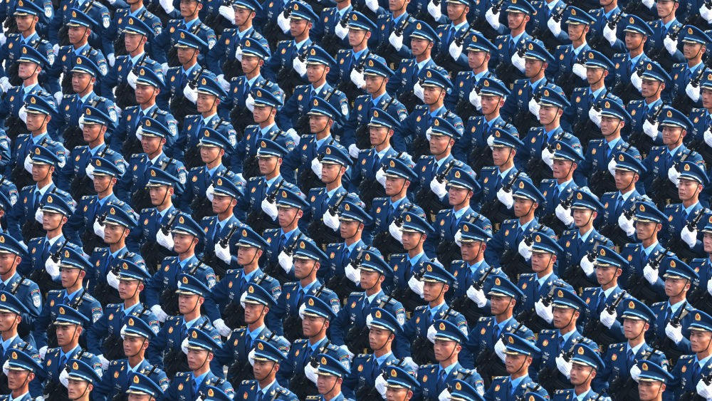 胜利日大阅兵｜空军方队接受检阅