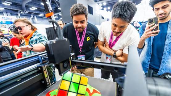 中国年轻人创造力令人振奋