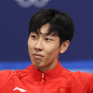 孙龙冬奥会夺银 赛后采访：“每一轮都当决赛去拼”