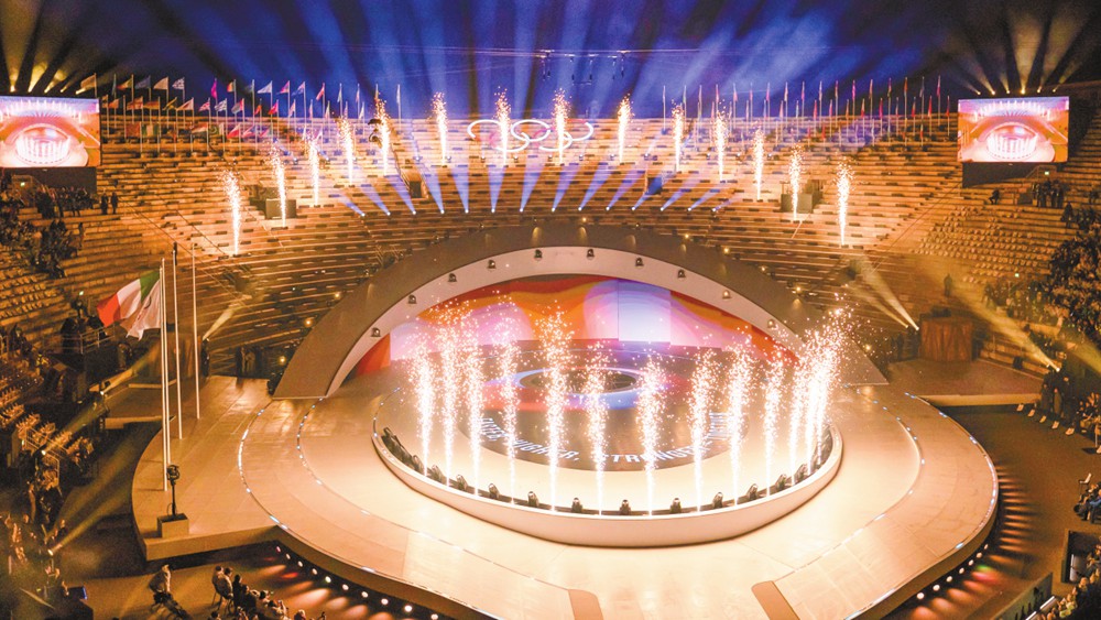 速度滑冰打破奥运纪录，部分小项转向“集团发展”，米兰冬奥会中国队实现多项突破