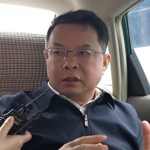 郑军：以教育才 从高校课堂走向养老一线