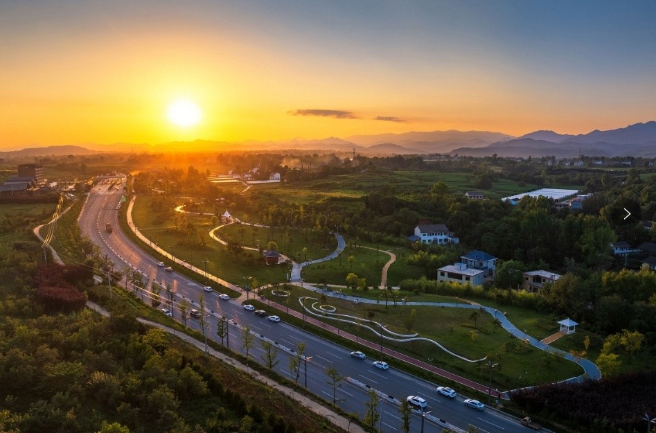 一路奋进向新程——陕西洛南县2025年经济社会高质量发展综述