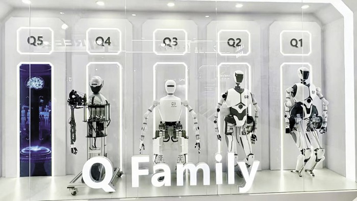  •  乔红委员：让全世界都愿意用中国机器人