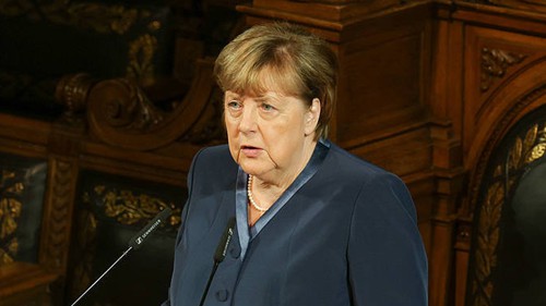 德媒：默克尔罕见现身呼吁欧洲团结