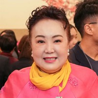 宋亚平：必须斩断伸向孩子的