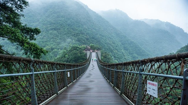 娄山关，用“红旅+”讲好长征故事