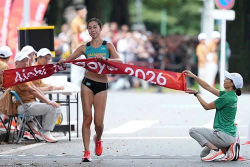 她穿错鞋，被取消金牌