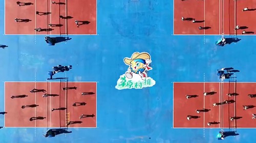吃牛排羊排 看草原村排