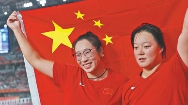 “过去前辈带我，现在我带新人” 亚运赛场，老将全力拼