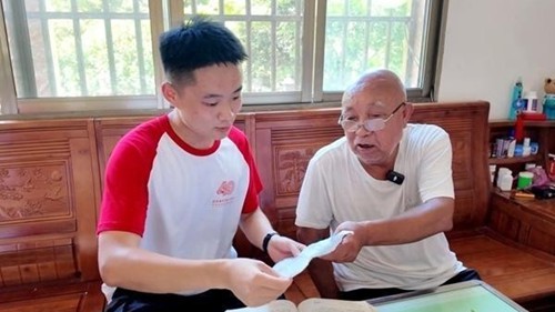 【青春华章·长征路上山河新】长征精神代代相传