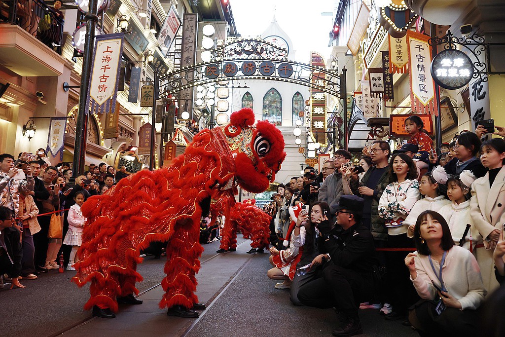 人员流动创同期新高，消费体验添科技含量，火热“春节游”开启马年