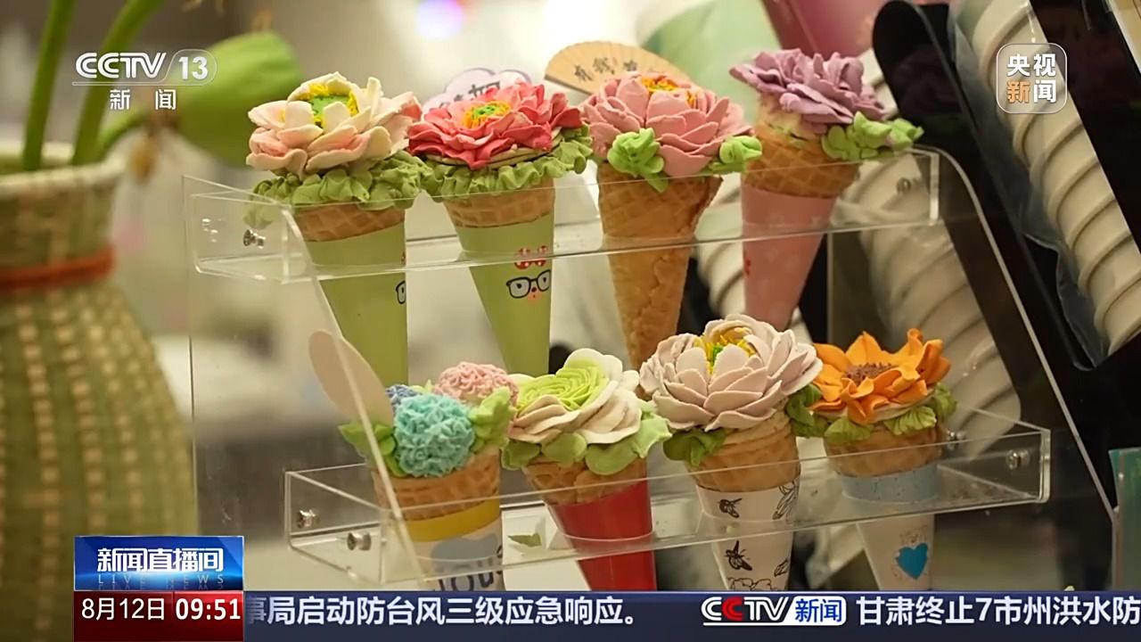 暑期游“点燃”文旅新活力
