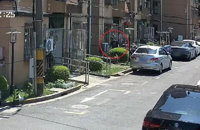 上海多户人家的空调突然集体坏掉！一张小卡片成为破案关键插图2