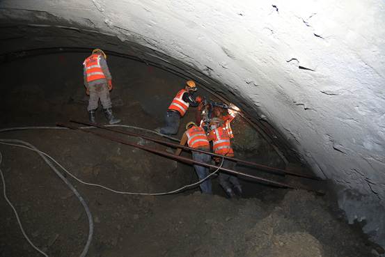 川汶高速茂县段：征拆与施工“双线并进” 高原天路加速成型
