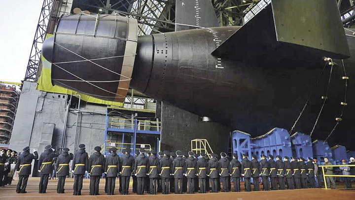 俄最新核潜艇下水，可搭载“末日鱼雷”