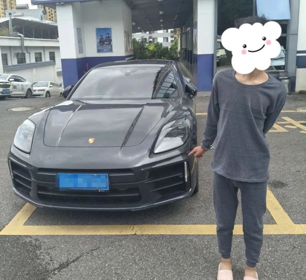 男子盗保时捷叫代驾开回老家炫耀，已被昆明警方刑拘插图1
