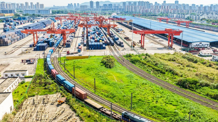 重庆中欧班列一季度运量同比增幅超25%