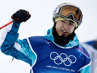 小科普：“手机致伤”，滑雪比赛为啥非得带手机？