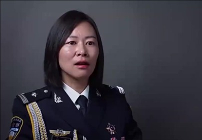 女警的“绝情”叮嘱