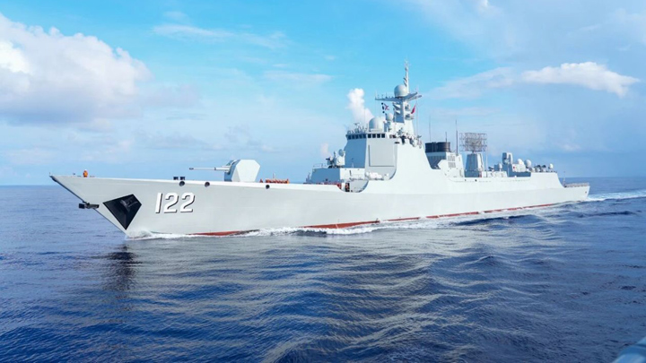 首次海上补给，成功！海军唐山舰、大庆舰、太湖舰奔赴亚丁湾