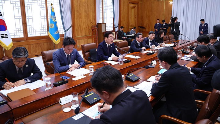 韩国准备限制价格，G7讨论释放库存，多国紧急应对油价“破百”