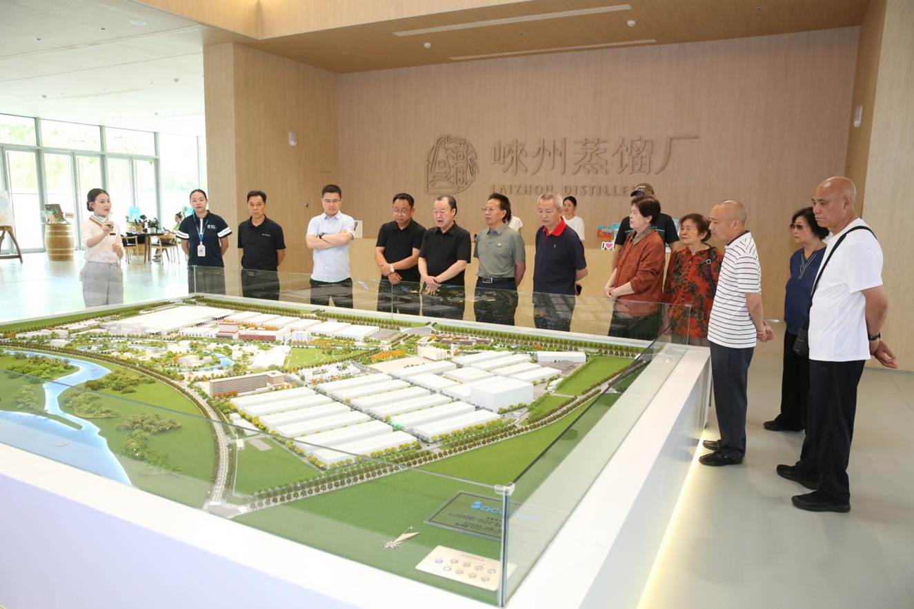 “看变化 谋实策 寄厚望” 邛崃老干部为市域副中心建设添智助力