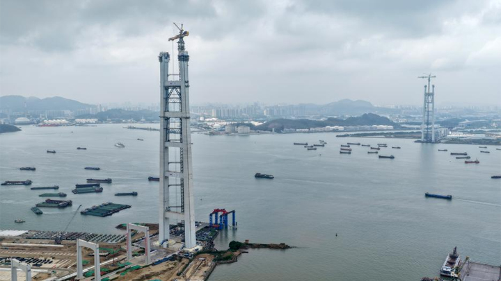 大湾区超级工程狮子洋大桥主塔封顶
