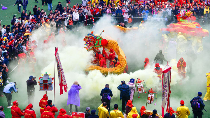 贵州石阡：仡佬毛龙节 群龙贺新春