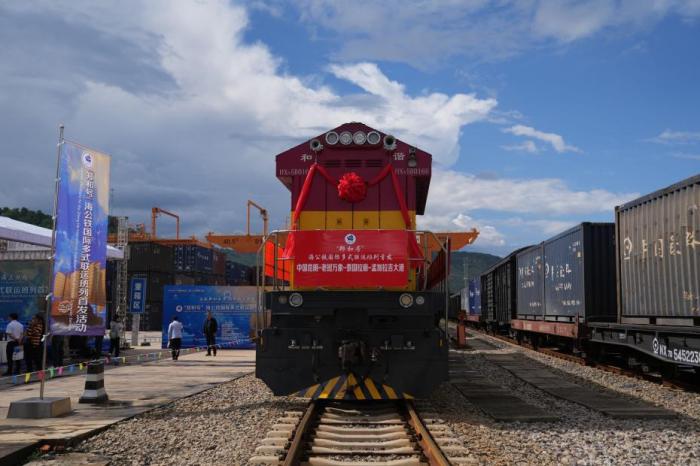 前三季度中国社会物流总额同比增长5.4%