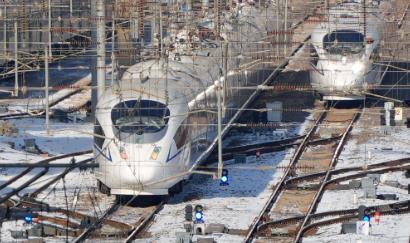 中国铁路春运发送旅客突破1亿人次