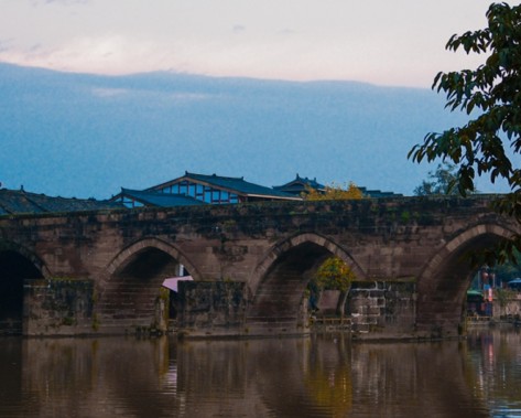 古驿新生迈向“国家级”：邛崃平乐古镇以“项目集群”破题千年水乡的当代复兴